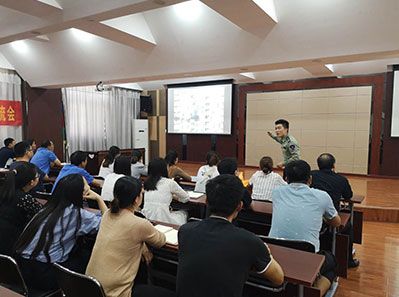 武漢市天虹紙塑彩印有限公司消防安全培訓和消防演習報道